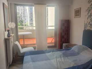 Room share, 3 rooms apartment, Paris
