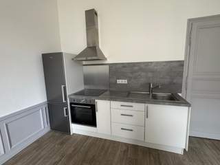 Location / Appartement 2 pièces de 48 m², Bar-sur-Aube, 28 Rue Beugnot