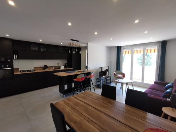 Colocation / Appartement 6 pièces de 106 m², Nice, Rue Justin Montolivo / Photo 2