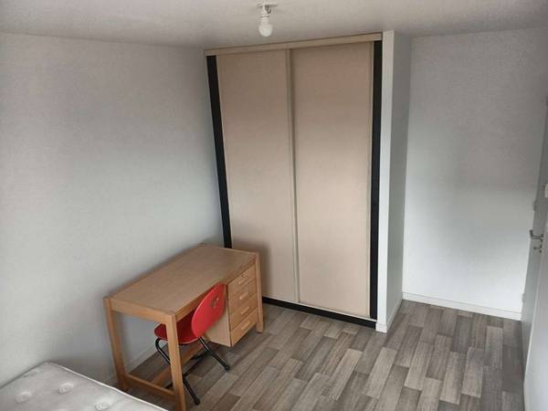 Colocation / Maison 5 pièces de 110 m², Saint-Barthélemy-d'Anjou, Allée de la Grive Musicienne / Photo 2
