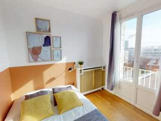 Colocation / Appartement 7 pièces de 82 m², Paris, Rue de Cronstadt
