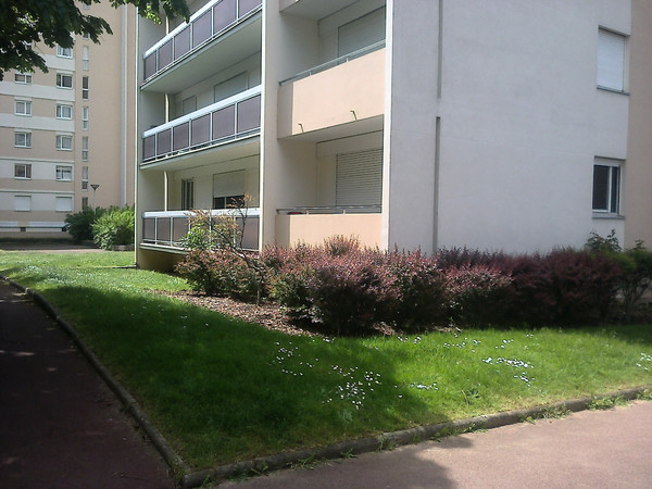 Colocation / Appartement 5 pièces de 95 m², Créteil, Rue Paul Gauguin / Photo 2