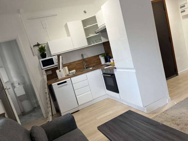 Colocation / Appartement 4 pièces de 65 m², Marseille, Avenue de Mazargues / Photo 2