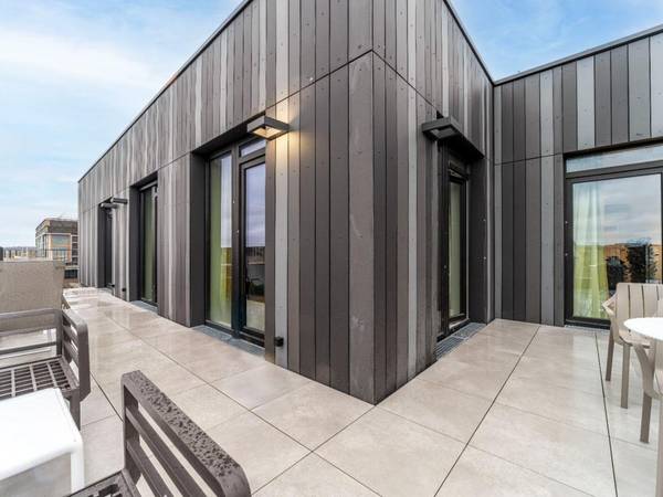 Colocation / Appartement 6 pièces de 238 m², Woluwe-Saint-Lambert, Rue Neerveld 107, / Photo 2