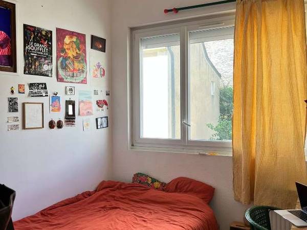 Sous-location / Immeuble 4 pièces de 100 m², Angers, Rue des Buttes de Pigeon / Photo 2