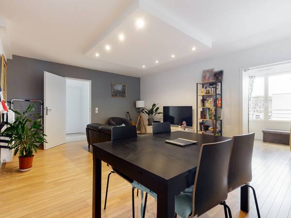Colocation / Appartement 5 pièces de 100 m², Paris / Photo 2