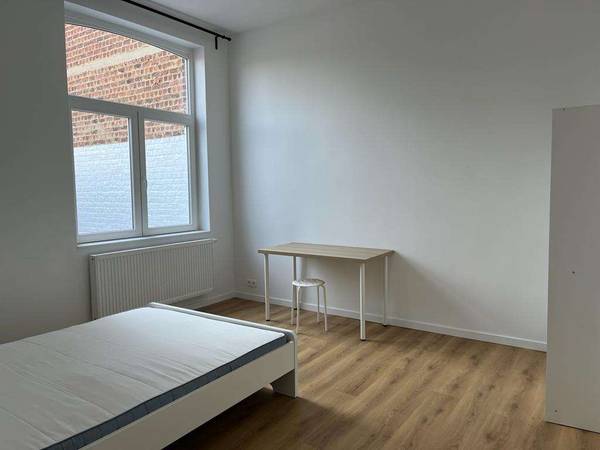 Colocation / Maison 10 pièces de 300 m², Braine-l'Alleud, Avenue Alphonse Allard / Photo 2