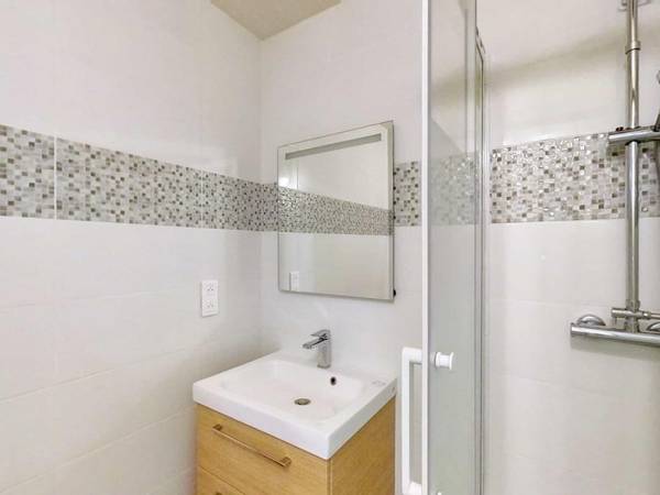 Colocation / Appartement 6 pièces de 97 m², Talence, 115 Rue Peydavant, / Photo 2