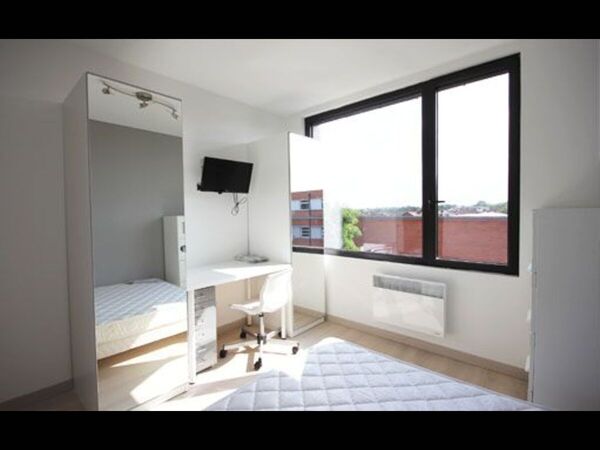 Colocation / Appartement 7 pièces de 140 m², Roubaix, Boulevard De Lyon / Photo 2