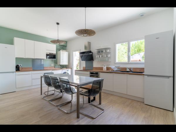 Colocation / Maison 9 pièces de 162 m², Mérignac, Rue Edmond About / Photo 2