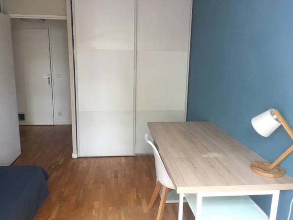 Chambre chez l'habitant / Appartement 1 pièce, Rueil-Malmaison / Photo 2