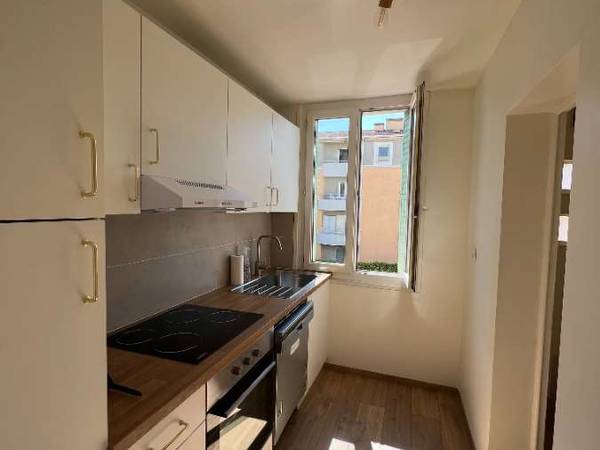 Colocation / Appartement 4 pièces de 65 m², Avignon, Avenue du Mont-Serein / Photo 2