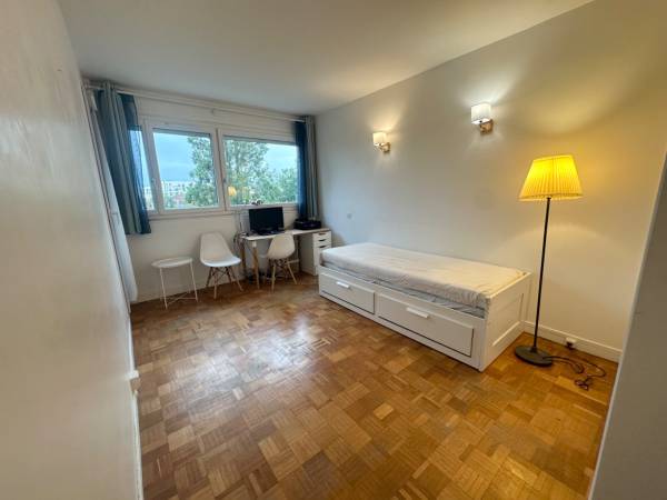 Colocation / Appartement 4 pièces de 85 m², Antony, Rue Velpeau / Photo 2