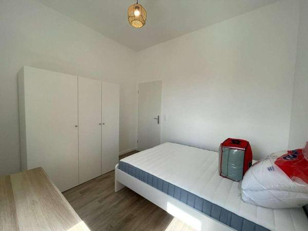 Colocation / Appartement 4 pièces de 84 m², Cergy, Place de la Pergola / Photo 2
