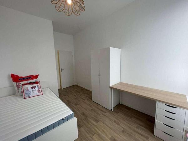 Colocation / Appartement 4 pièces de 84 m², Cergy, Place de la Pergola / Photo 16