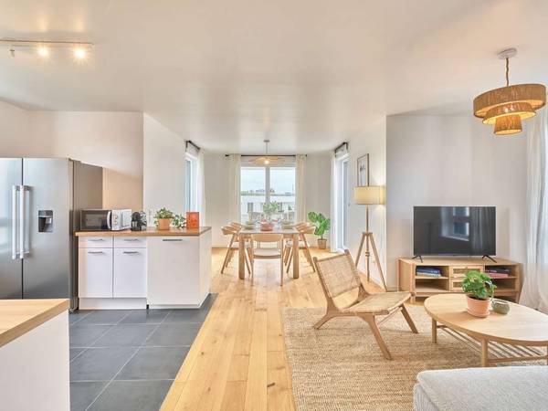 Colocation / Appartement 5 pièces de 100 m², Clichy, Rue du Général Roguet / Photo 2