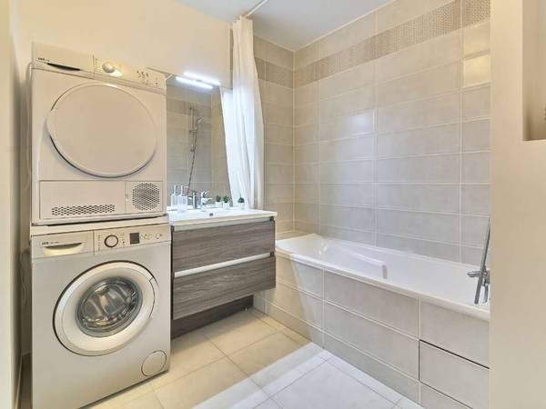 Colocation / Appartement 5 pièces de 100 m², Clichy, Rue du Général Roguet / Photo 6