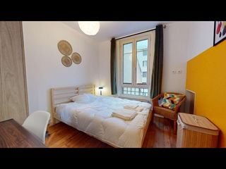 Colocation / Appartement 4 pièces de 48 m², Clichy, Rue Castérès