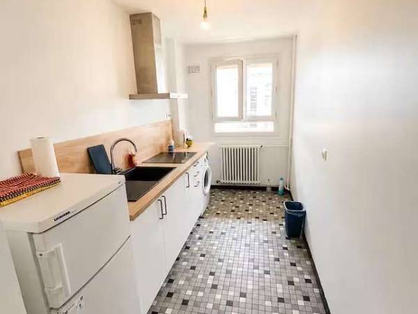 Colocation / Immeuble 3 pièces de 78 m², Le Havre, Rue Hilaire Colombel / Photo 5