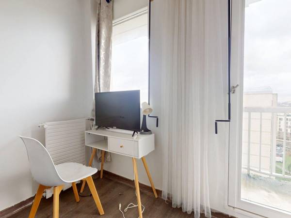 Colocation / Appartement 5 pièces de 86 m², Franconville, Rue de l'Hostellerie / Photo 2