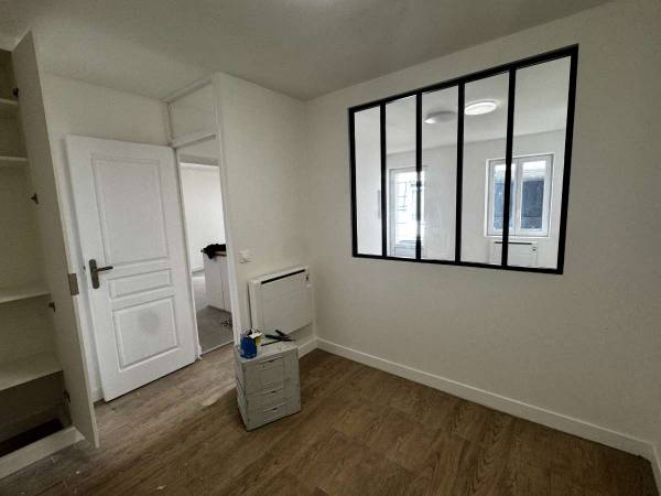 Colocation / Appartement 3 pièces de 50 m², Fontenay-sous-Bois, Rue Mauconseil / Photo 2