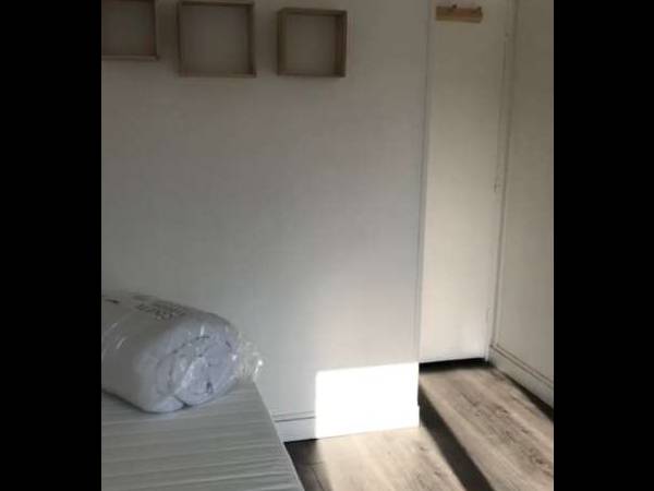 Colocation / Appartement 3 pièces de 61 m², Rouen, Rue Charles Besselievre / Photo 3