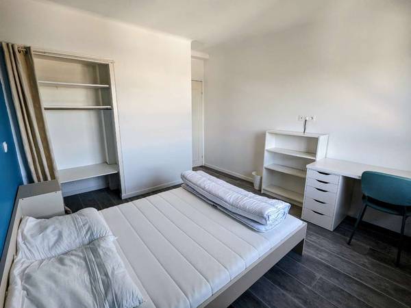 Colocation / Appartement 3 pièces de 55 m², Sartrouville, Rue Lebon / Photo 2