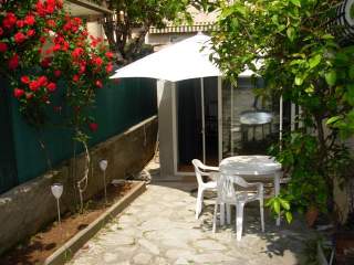 Location / Studio, Antibes