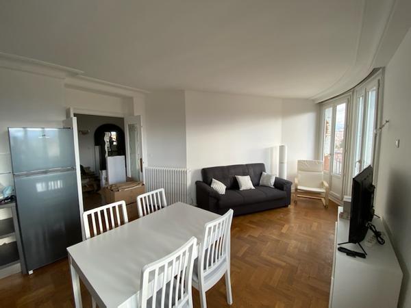 Colocation / Appartement 5 pièces de 83 m², Villeurbanne, Rue du 4 Août 1789 / Photo 2