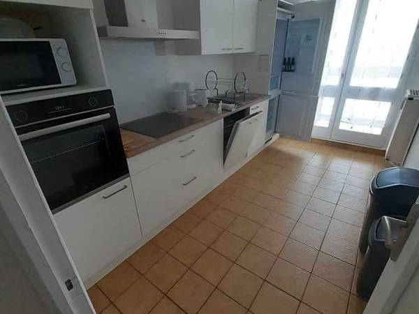 Colocation / Appartement 4 pièces de 77 m², Lorient, Rue Président John Kennedy / Photo 2
