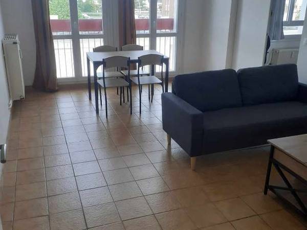 Colocation / Appartement 4 pièces de 77 m², Lorient, Rue Président John Kennedy / Photo 4