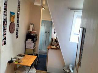 Subaffitto / 1 room apartment · 10 m², Paris, Rue de Calais