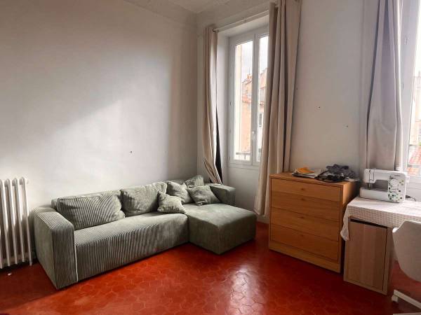 Sous-location / Appartement 7 pièces de 170 m², Marseille, Rue des Trois Rois / Photo 2