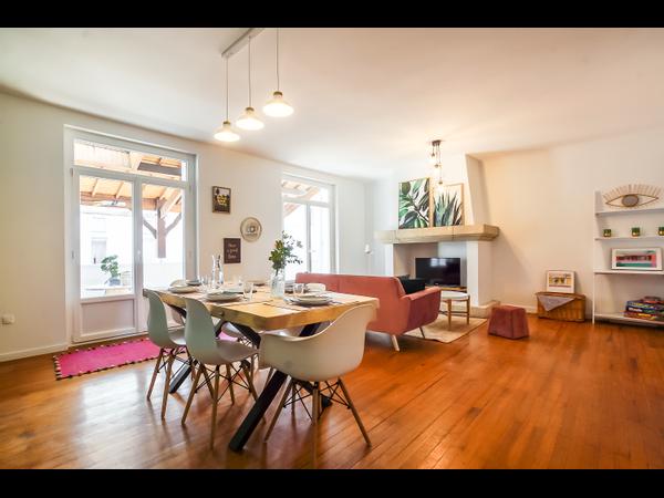 Colocation / Maison 8 pièces de 210 m², Agen, Avenue Henri-Barbusse / Photo 2