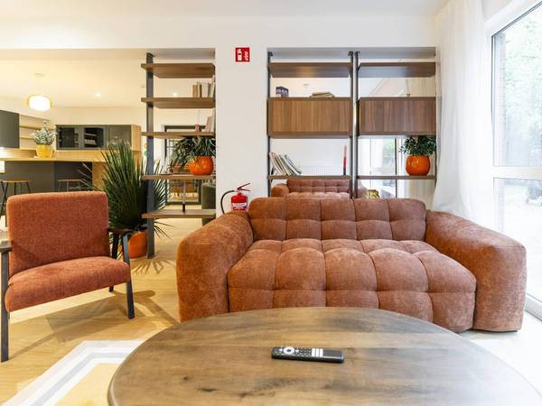 Colocation / Appartement 22 pièces de 1048 m², Woluwe-Saint-Pierre, 29 Rue des Palmiers, / Photo 2