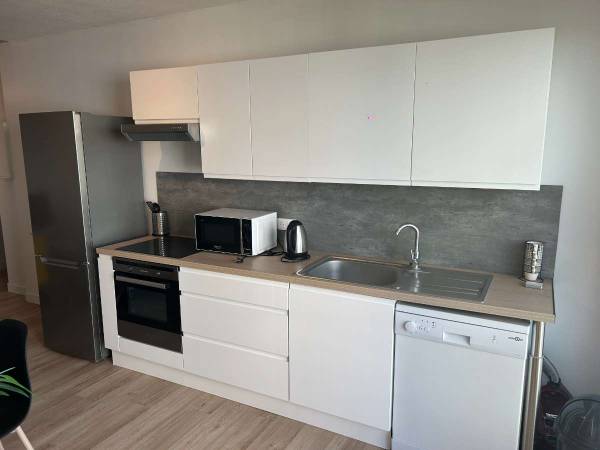 Colocation / Appartement 4 pièces de 63 m², Rennes, Allée de Malmoe / Photo 2