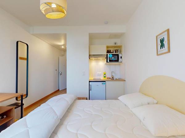Colocation / Appartement 1 pièce de 2120 m², Cergy, 2 Place de la Pergola / Photo 2
