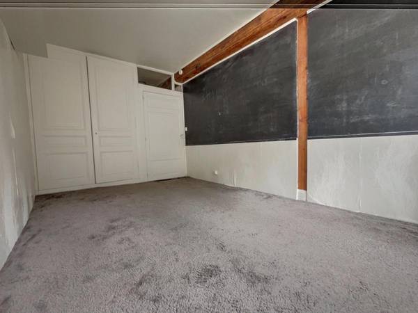 Colocation / Maison 4 pièces de 135 m², Grigny-sur-Rhône, Rue Caraca / Photo 2