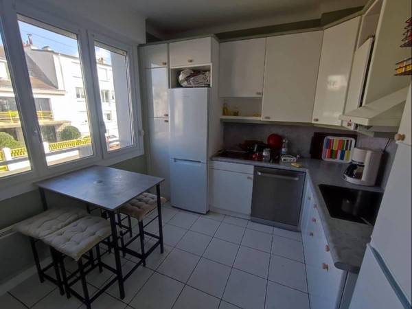 Colocation / Maison 10 pièces de 250 m², Lorient, Rue de la Louisiane / Photo 8