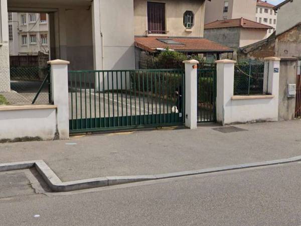 Colocation / Appartement 5 pièces de 89 m², Vénissieux, Route de Vienne / Photo 11