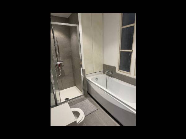 Colocation / Appartement 4 pièces de 62 m², Nice / Photo 2