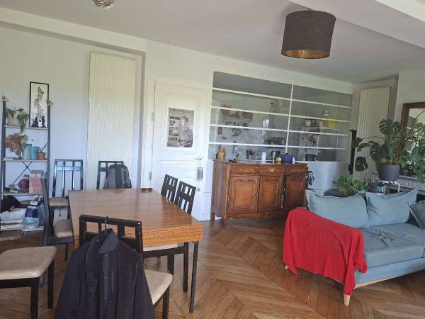 Sous-location / Appartement 7 pièces de 130 m², Lyon, Cours d'Herbouville / Photo 2