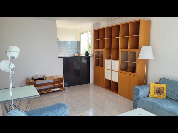 Colocation / Appartement 5 pièces de 80 m², Alfortville, Allee du 8 Mai 1945 / Photo 2