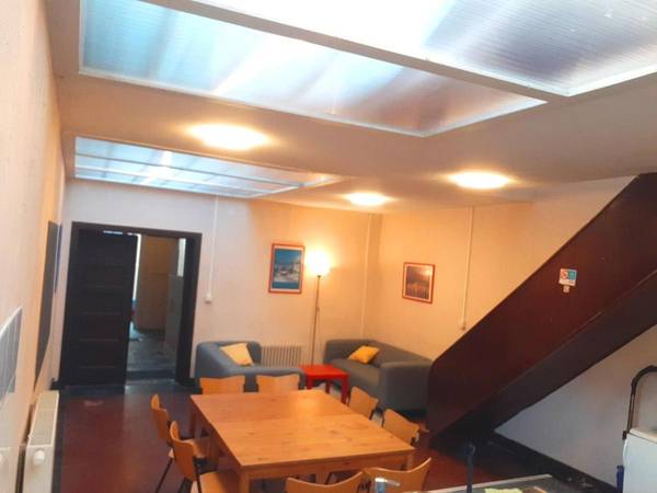 Colocation / Maison 9 pièces de 9 m², Liège, Rue de Serbie / Photo 2