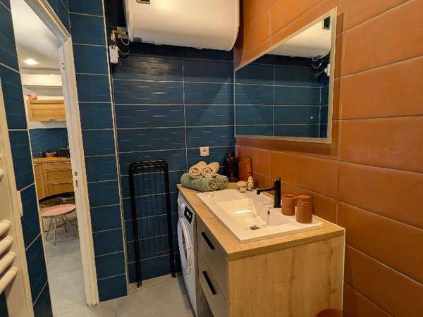 Location / Studio de 26 m², Nîmes, Rue Henri-Iv / Photo 11