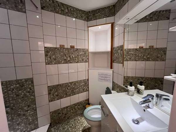 Location / Appartement 1 pièce de 14 m², Nice, Rue Jules Gilly / Photo 2