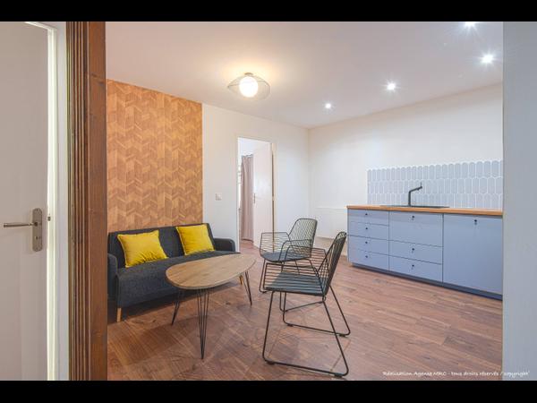Colocation / Appartement 4 pièces de 70 m², Marseille, Rue Lautard / Photo 11