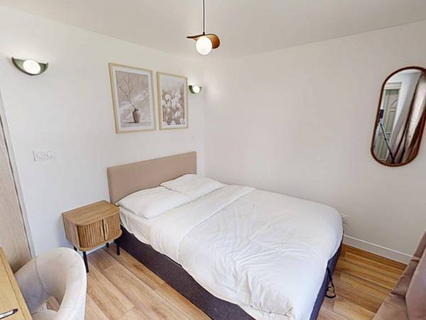 Colocation / Maison 12 pièces de 217 m², Le Kremlin-Bicêtre, Avenue Charles Gide / Photo 2