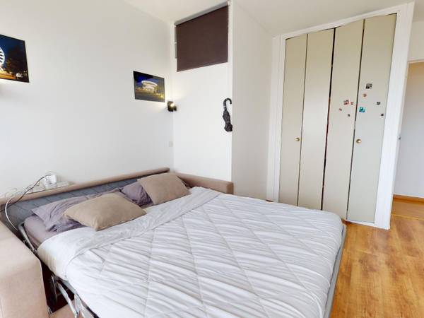 Colocation / Appartement 5 pièces de 105 m², La Rochelle, Passage de l'Europe / Photo 2
