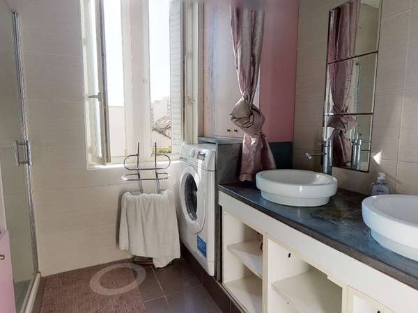 Colocation / Appartement 6 pièces de 100 m², Vénissieux, Route de Vienne / Photo 12